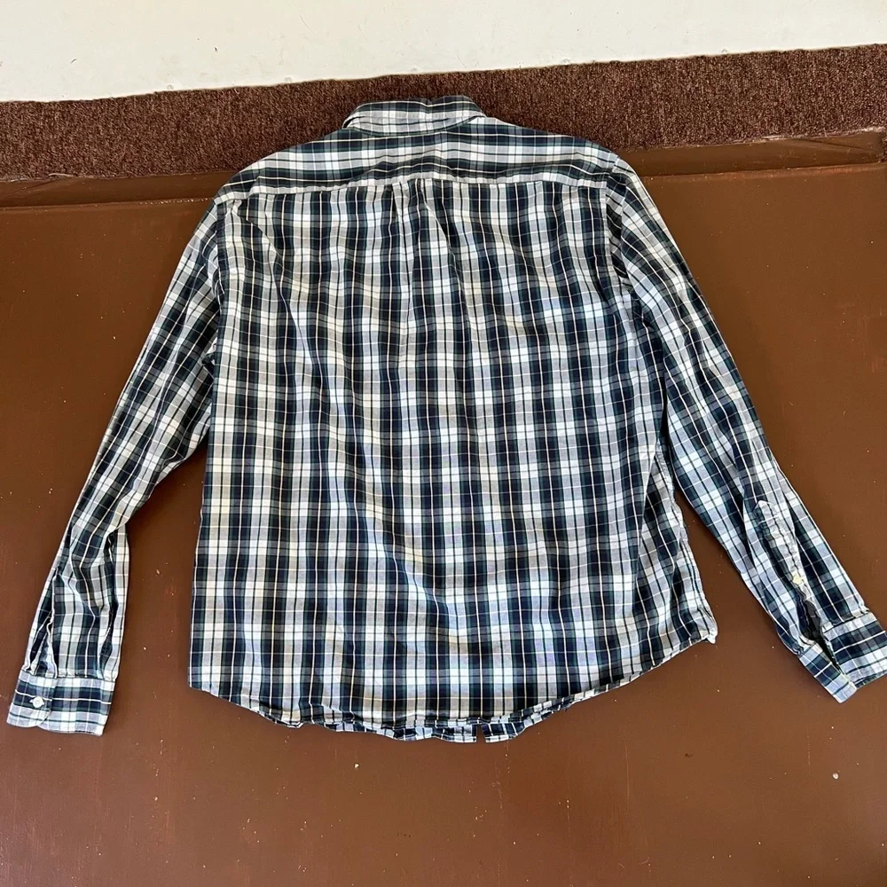 J.Crew plaid button down long sleeved shirt. Men’s XL